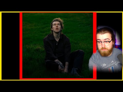 Musician Reacts To "Neon" By Livingston