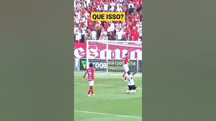 Neto Pessoa perde pênalti e torcedor invade o campo. #futebol #gols