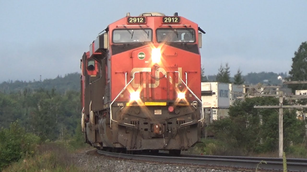 Four Engines Lead Stack Train CN 120 into Sackville, NB - CN Control ...