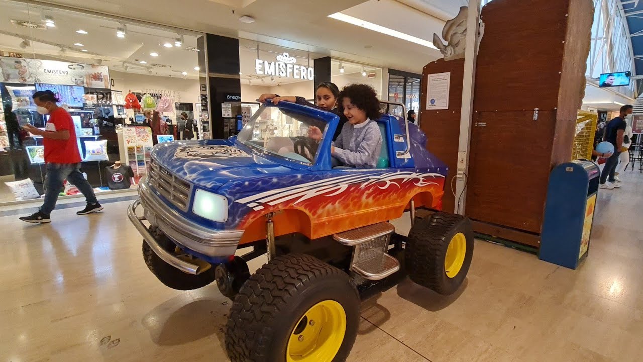 VLOG LA Grande Giostra 🎠 è bellissima!!! Centro commerciale Globo 🎠🎠🥳🤩🤩