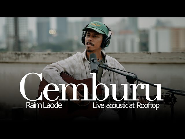 Live Acoustic cemburu At Rooftop