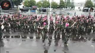 Merindingg... Adu Yel-Yel Marinir VS Taruna Tni