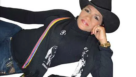 julia tirado la gabana