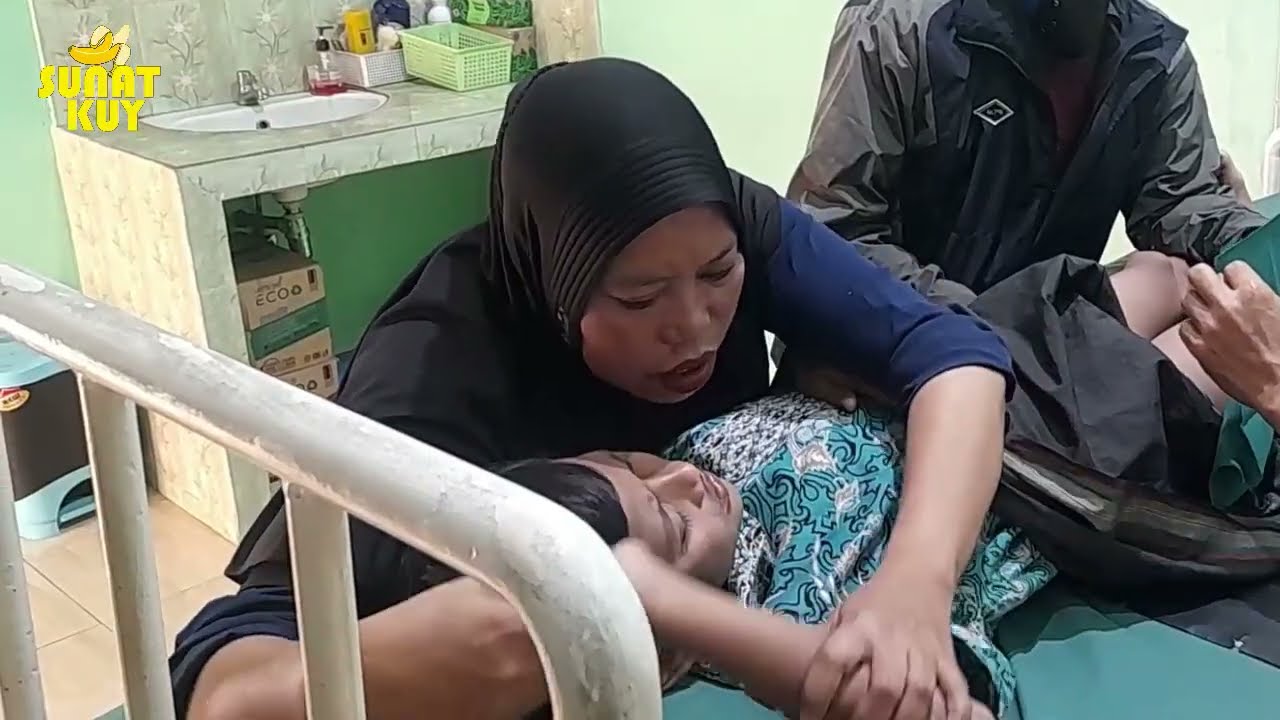 Ibunya sampe Ngomel pas @nakny4 DiSunat