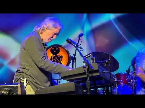 Little Feat - "Apolitical Blues" - Asheville NC - 9/12/26 - cell ph