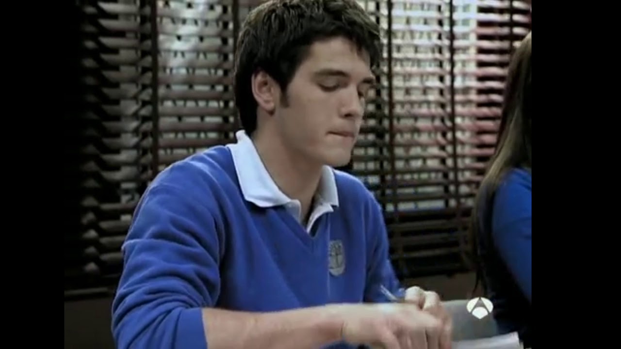 EL INTERNADO: VICKY LE DICE A MARCOS "SI TU QUISIERAS ELLA ESTARÍA