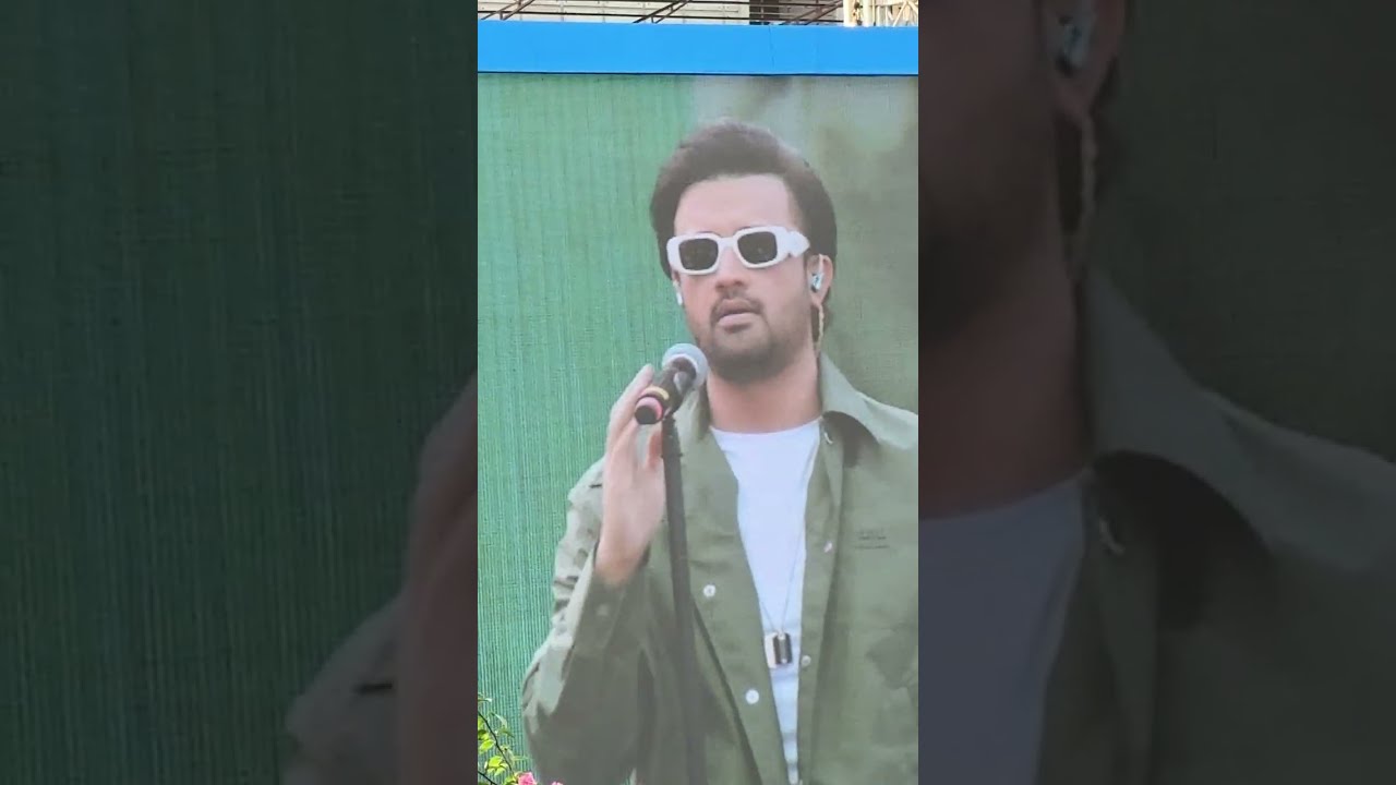 Full Video of Atif Aslam Entry x Rabba Sacheya AIUB x Dhaka Concert 