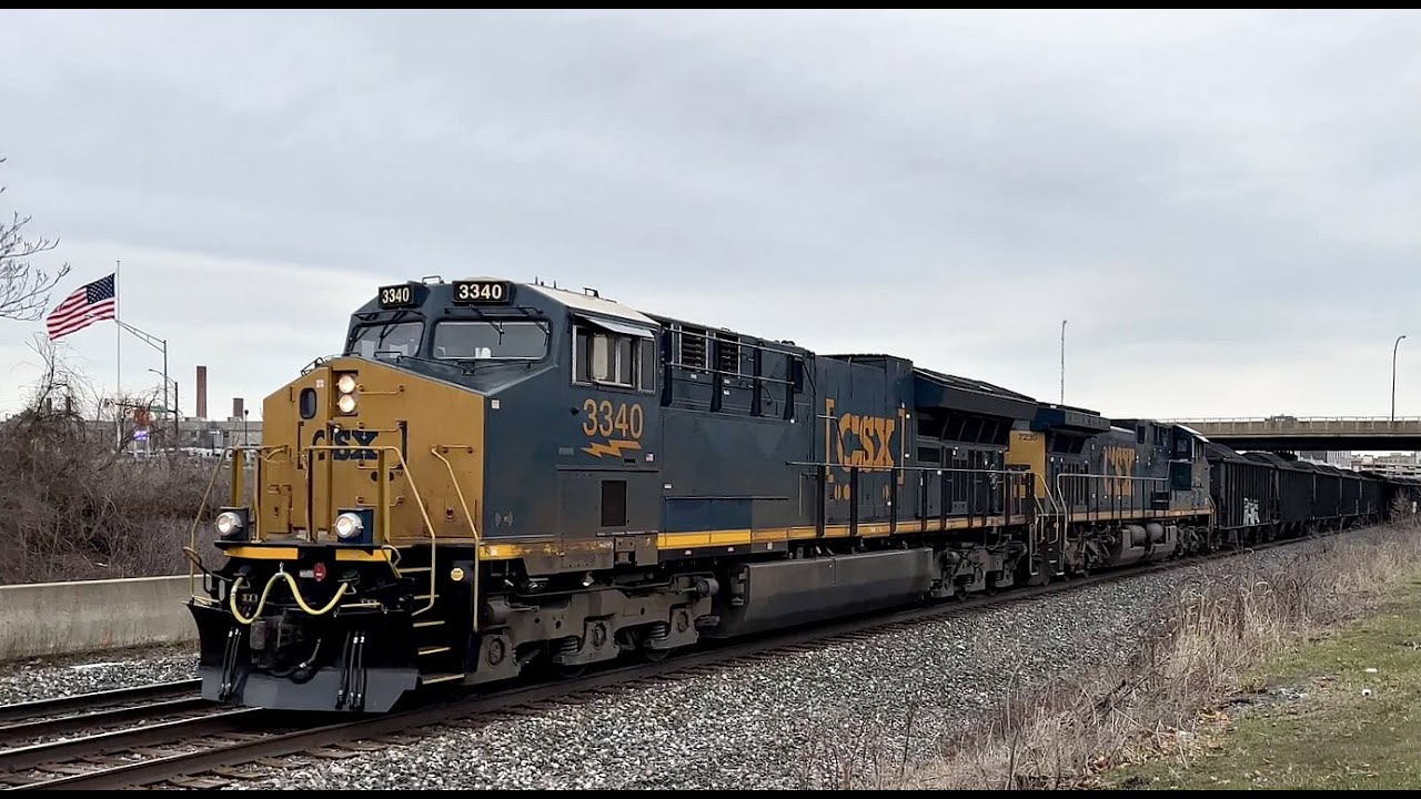 CSX 3340 with even more coal. - YouTube