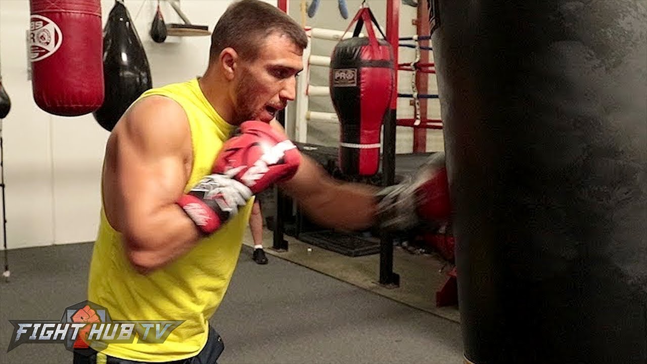 boxing news pacquiao VASYL LOMACHENKO RIPS THE HEAVY BAG WITH CRISP ACCURATE SHOTS