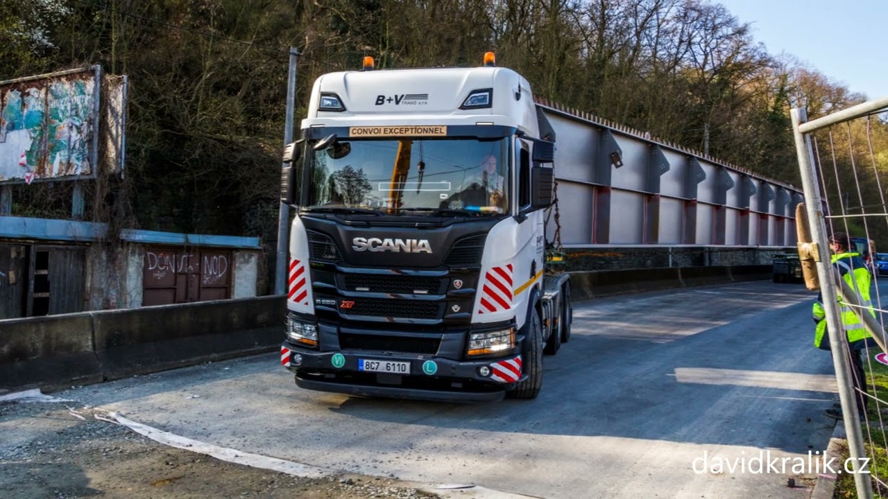 Heavy transport / Schwertransport / Nadměrný náklad - Překládka nosníku