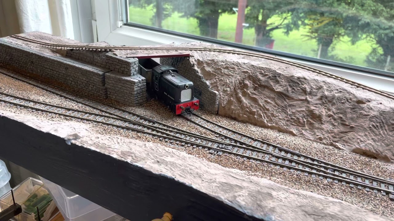 Dock Shunter remotored with tenshodo bogie.