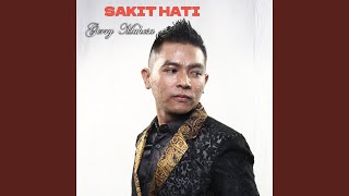 Download lagu Sakit Hati mp3