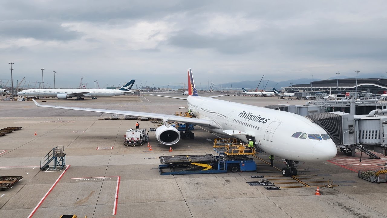 Philippines Airlines A330-300 Manila To Hong Kong 