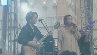 Elise Huang featuring Luchie Huang of Passage - You Won’t See Me Crying (NOMAD Live Performance)