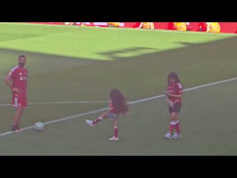 You Never Walk Alone - Lap of Honour for Liverpool last home of the Season 2025/26