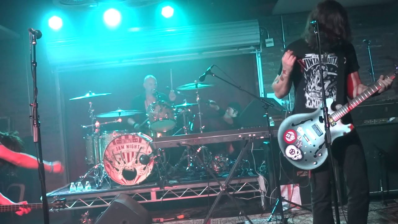 camera iphone 8 plus apk PHIL X AND THE DRILLS WALK ALL OVER YOU ULTIMATE JAM LUCKY STRIKE LIVE 11/4/2015