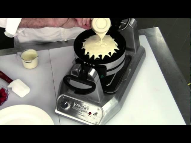 How to clean a gross waffle maker, waffle iron, It's time to clean your waffle  maker 🧇, By USA TODAY Video