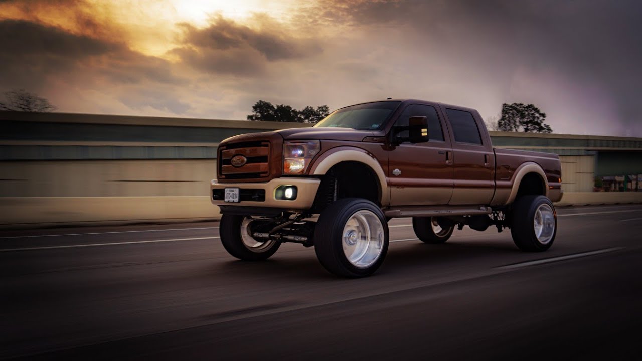 Clean F250 Rig Clean F250 King Ranch rolls though Downtown Houston - YouTube