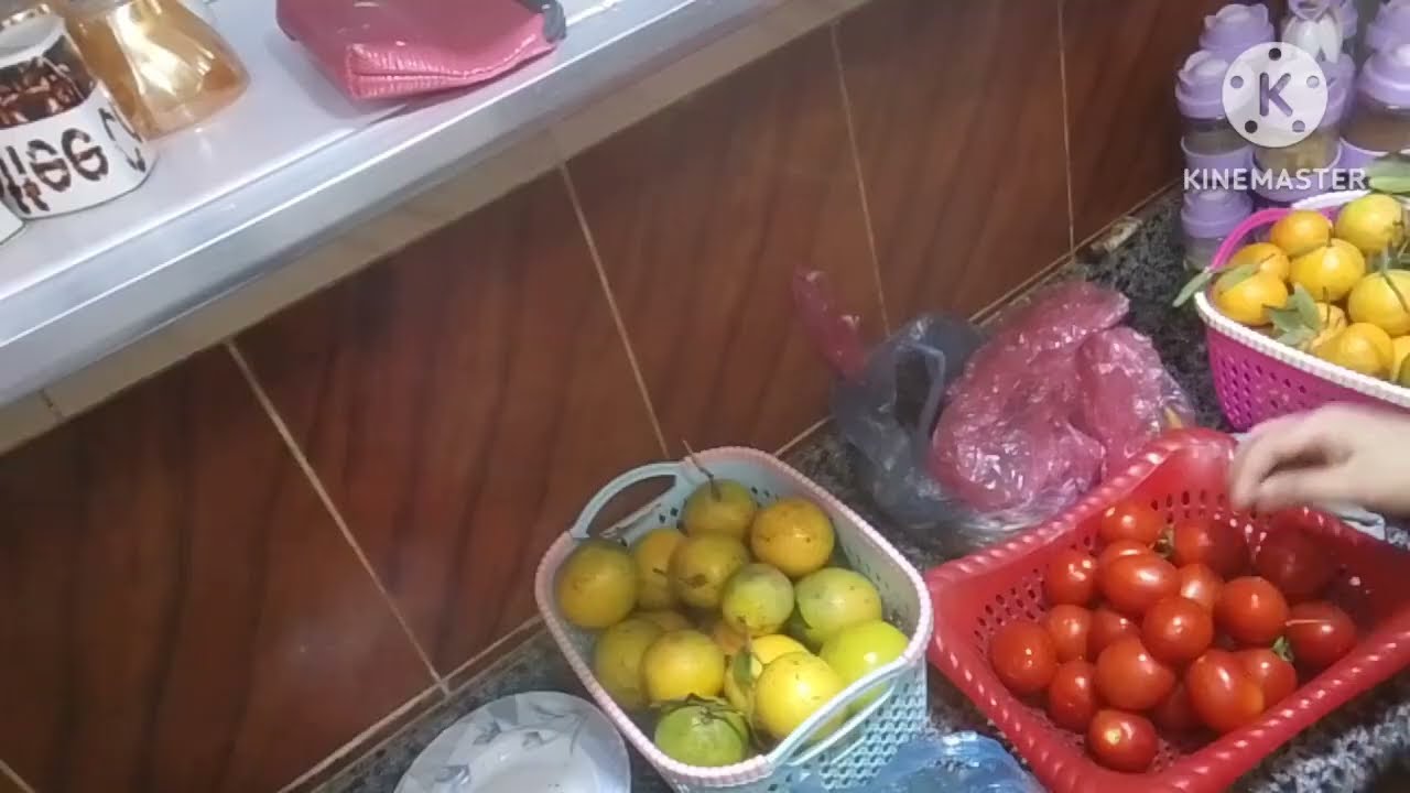 من حجات ملهاش لازمه هخليكي تمسكي الافات وتشتري دهب كمان جمعت ٥٥٠ جنيه وجبت مشتريات للبيت👏