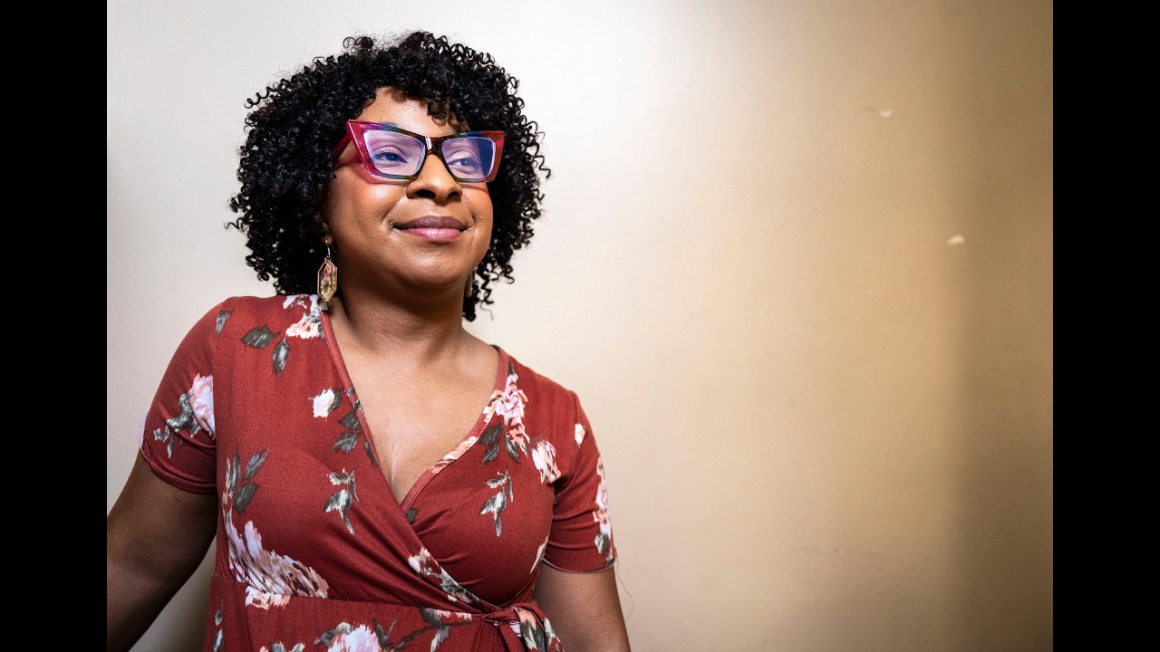 Keshia McEntire reads from her book 