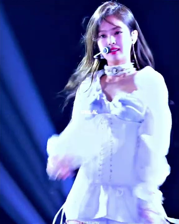 JENNIE BLACKPINK WHISTLE EDIT