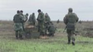 Recruits from southern Russia train in Donetsk region