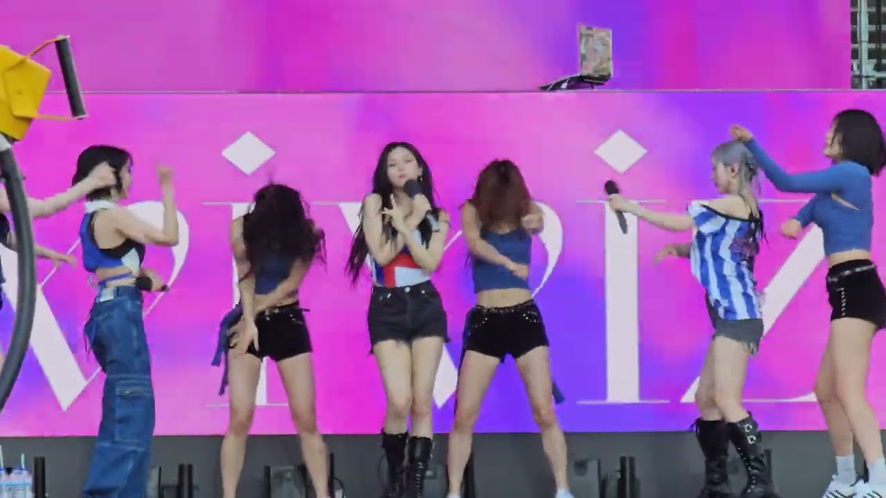 250223 VIVIZ 비비지 - MANIAC 직캠 Fancam | 워터밤 마닐라 WATERBOMB MANILA 2025