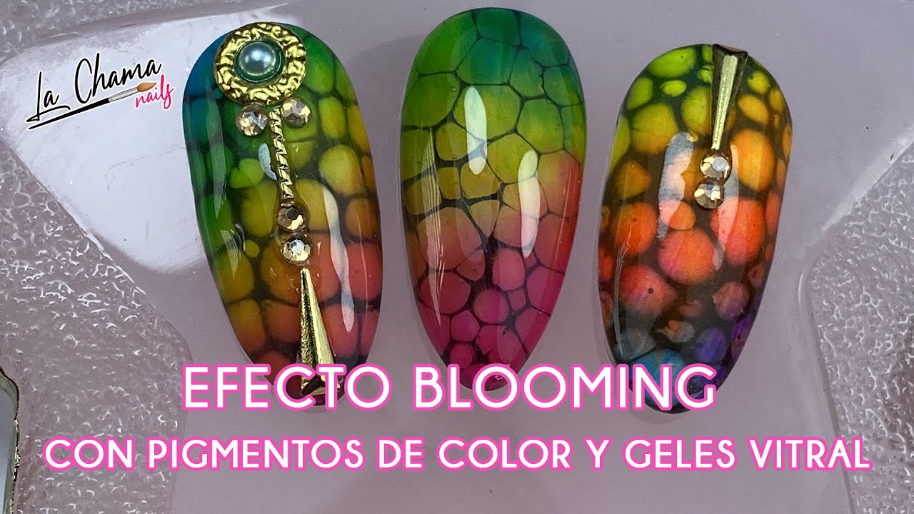EFECTO BLOOMING CON PIGMENTOS DE COLORES Y GELES VITRAL | by La Chama Nails