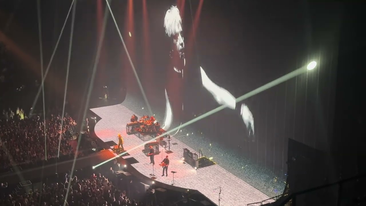 Pink Water - Indochine - Paris - 21 juin 2025