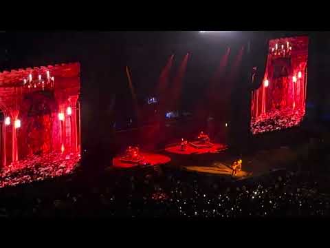 ‘ WORLD OF FİRE ‘  ISYANA SARASVATI Live : Band Pembuka Konser AVENGED SEVENFOLD (A7X)