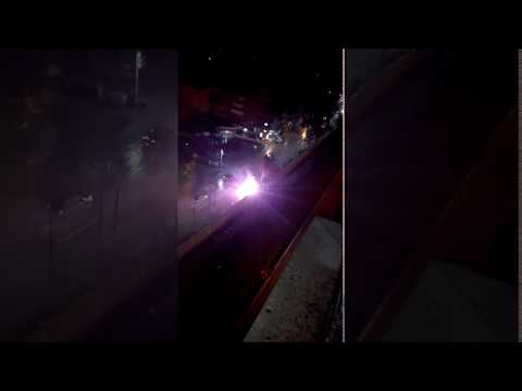 عمود نور بيولع وقت المطر