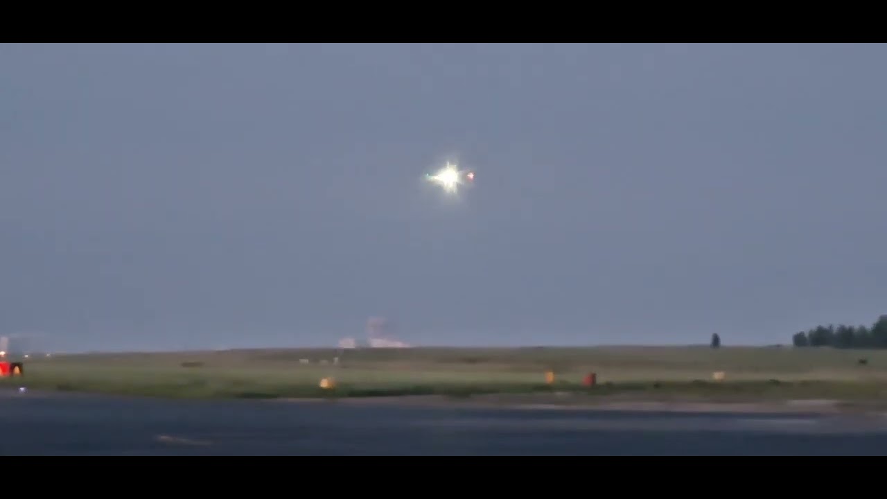 посадка самолёта боинг а/к Победа Москва-Чебоксары 15.07.2022 - YouTube