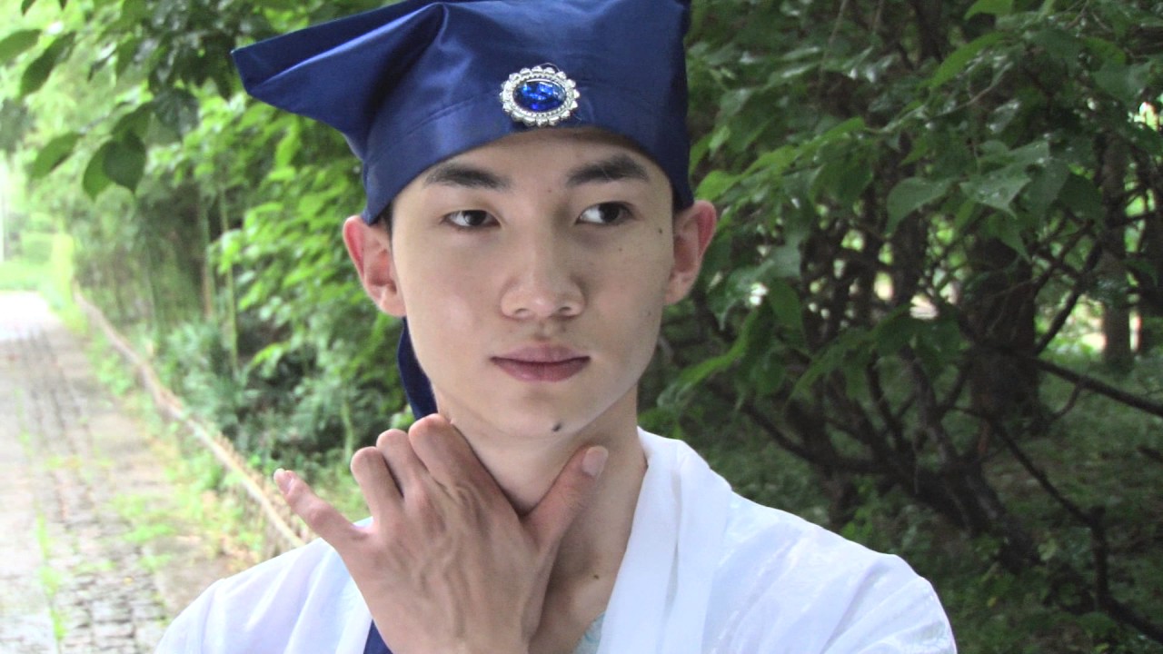 CFL: "Flirty" fighting