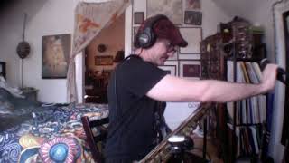 Looping a Drum Machine, Reverse Beat, Bass Octaver, Ring Modulator with Line 6 HxFx and Saxophone