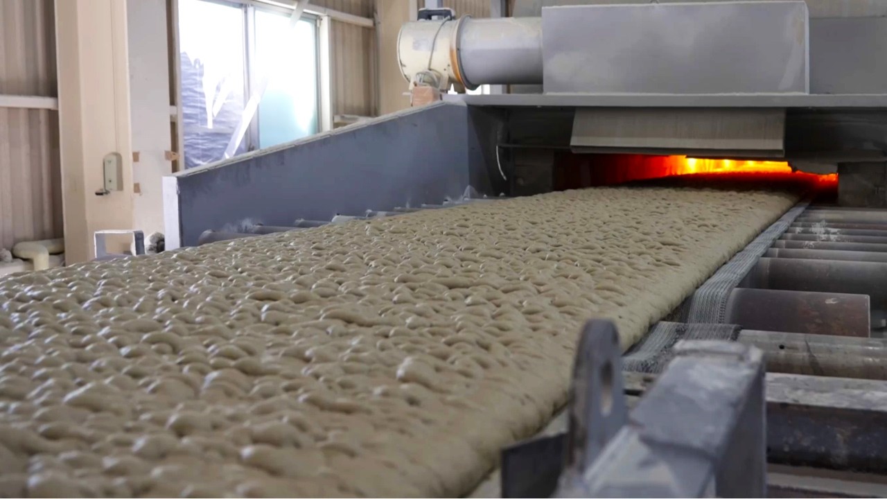 日本のリサイクル映像ベストセレクション！一度見たら止まらない、日本のリサイクル工場の魅力