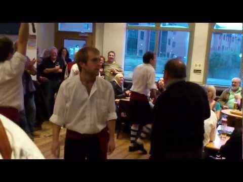 Stone Monkey Rapper - Brewery Tap 11-11-2012