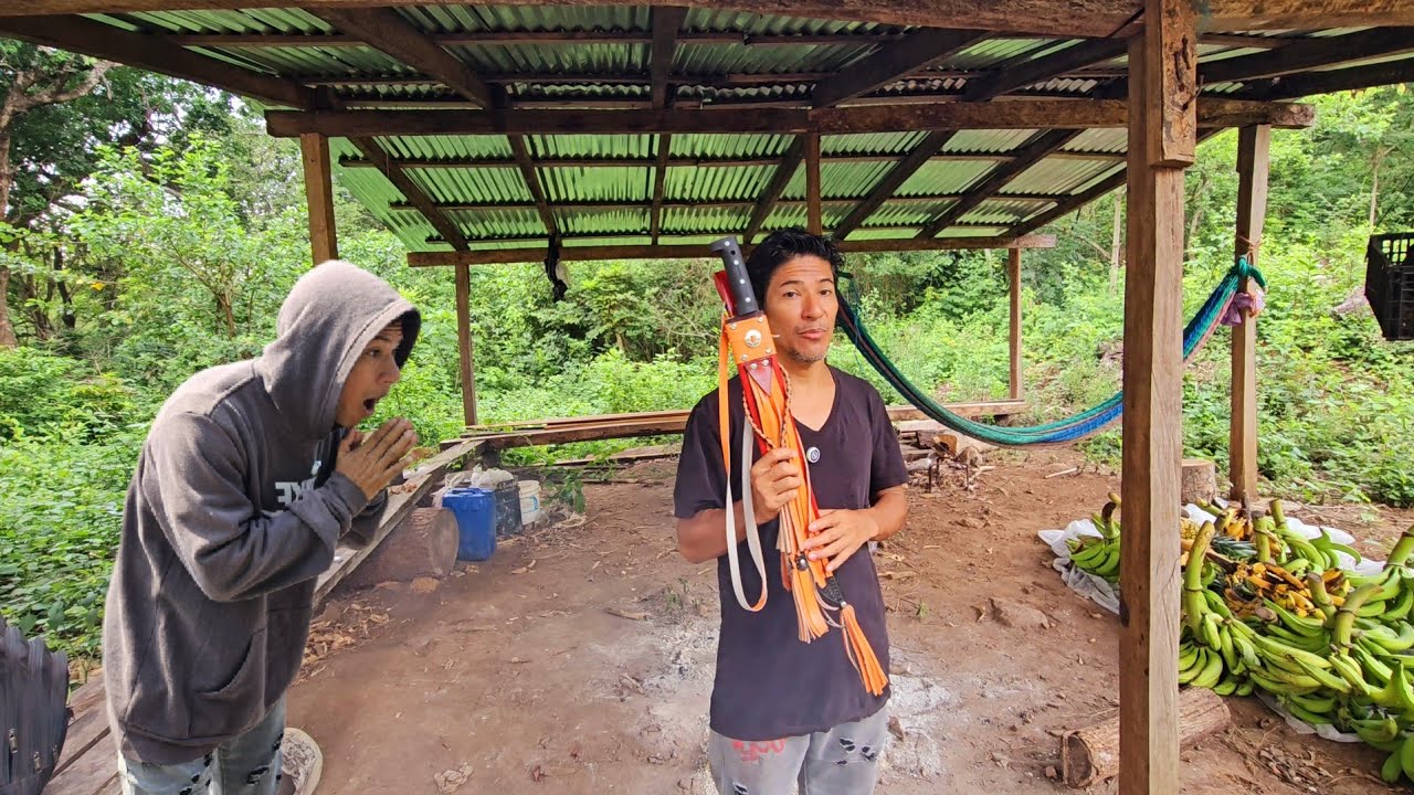 Personas comentan que es bien PELIGROSO visitar el volcán CHINCHONTEPEC ¡solo!