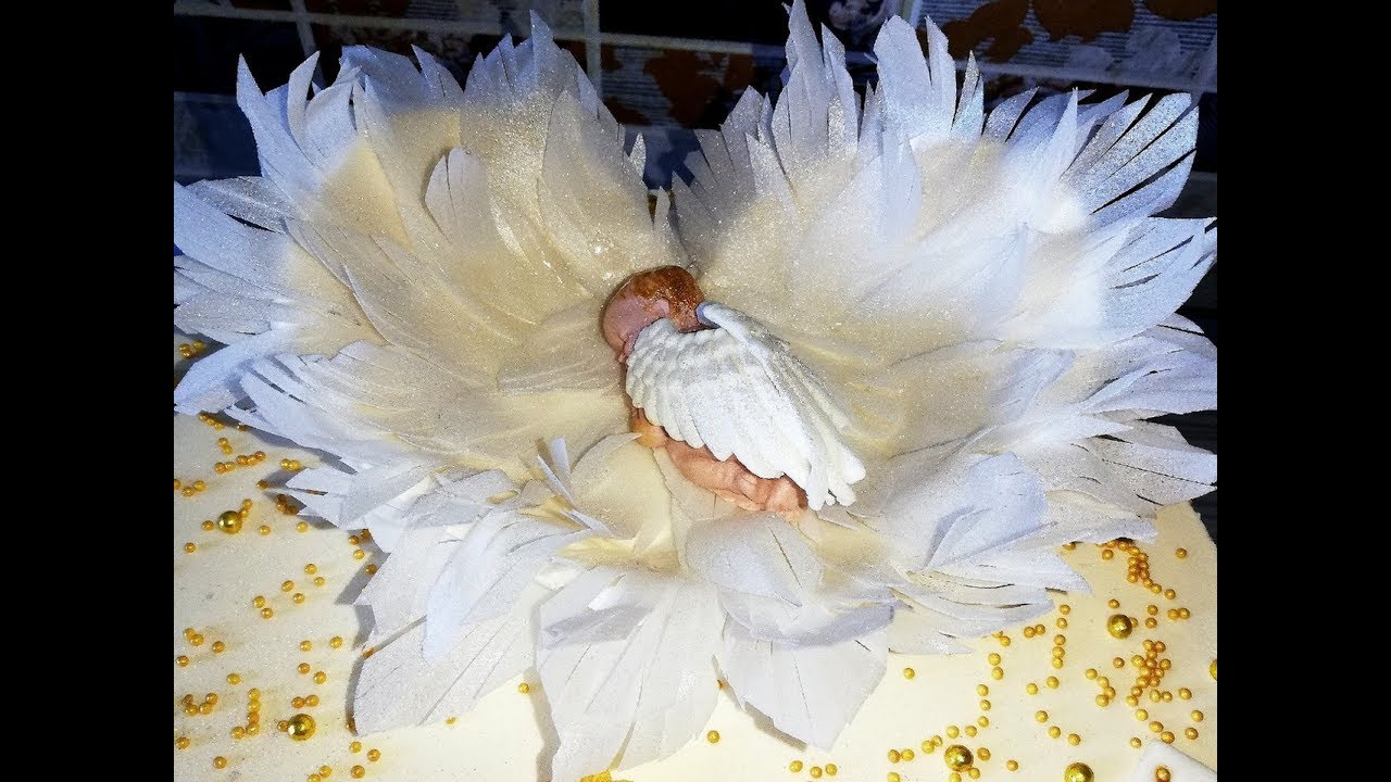 Вафельные крылья. Крылья ангела из вафельной бумаги. Крылья ангела из вафельной бумаги на торт. Торт с ангельскими крыльями. Торт с перьями из вафельной бумаги.