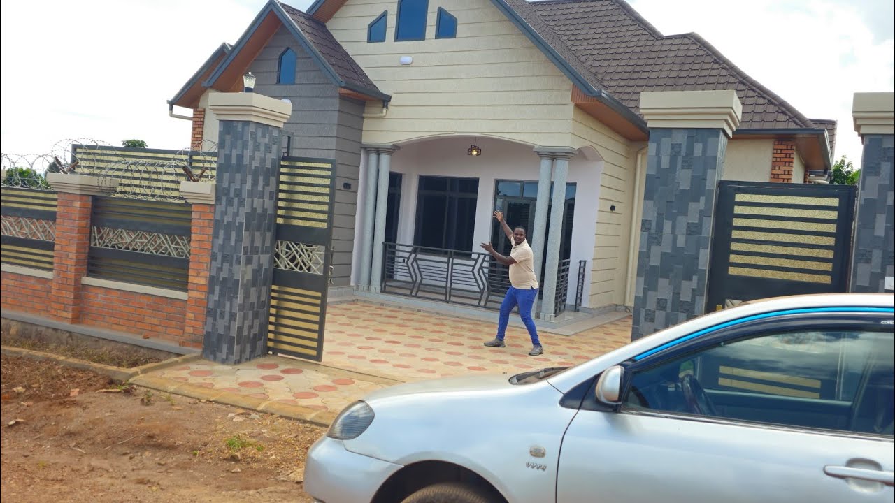 🚨Ind #Inzu igurishwa nka #cyamunara🚨 kuri million 55M yaba iyawe. 0783502920 / 0788276517 ntucikwe