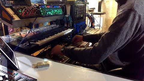 03/06 - 06/03 DIN sync day pattern 02 (Roland TB303 TR606 sync)