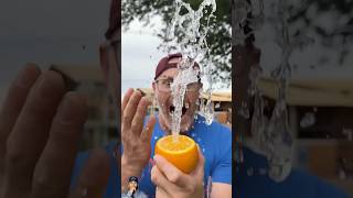Download Lagu potong jeruk muncrat banyak air #funny #comedy #shorts MP3