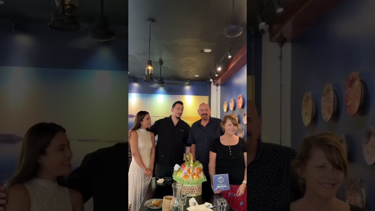 មនុស្សសំខាន់ក្នុងថ្ងៃការ ស៊ូ សោភា និង ពូខេ មកពីបរទេស Wedding Sorphea & Bong Kay