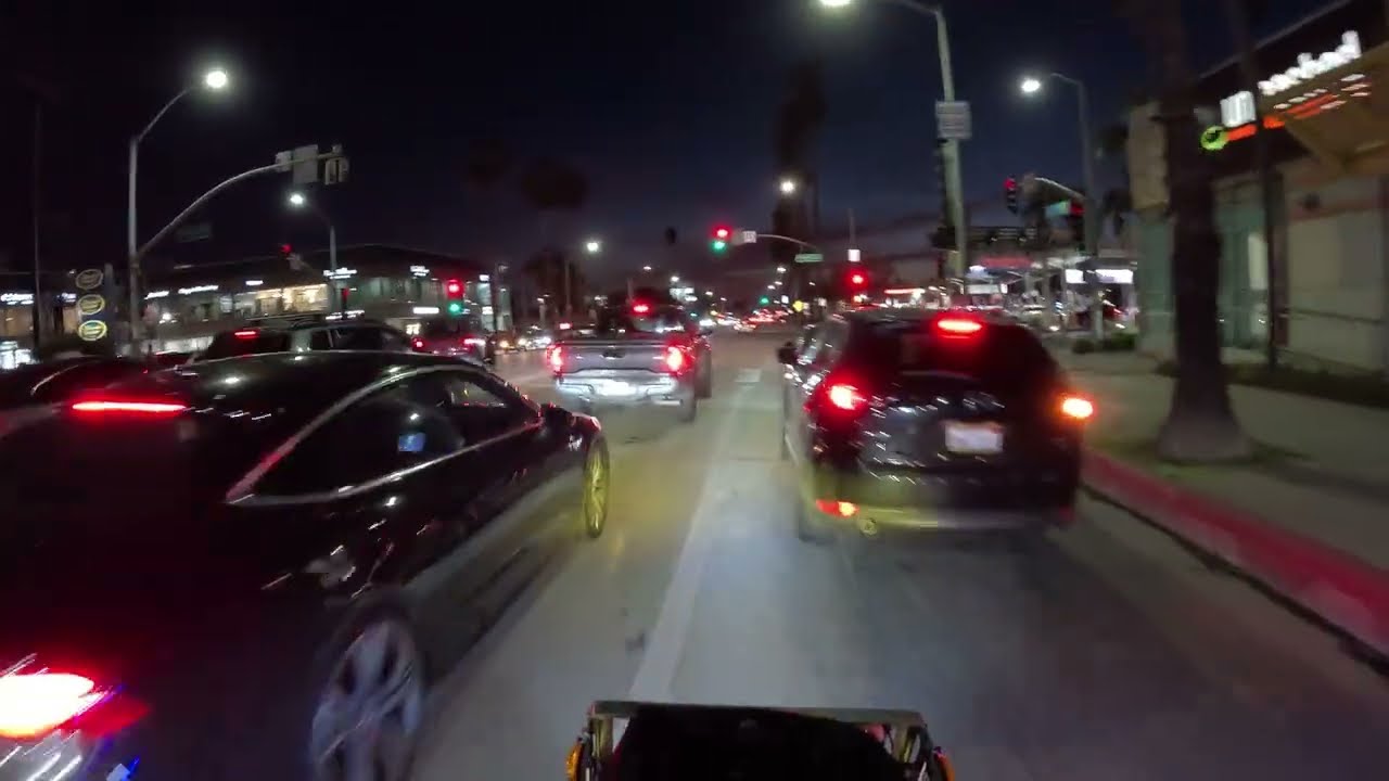 Join me on an e-bike to deliver food, explore and have fun in Los Angeles! 一起在洛杉磯送餐探索&玩得開心- 20260225