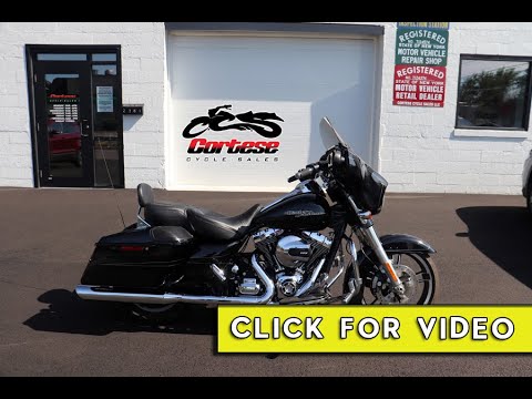 M1454 2014 Harley-Davidson FLHXS Street Glide Special