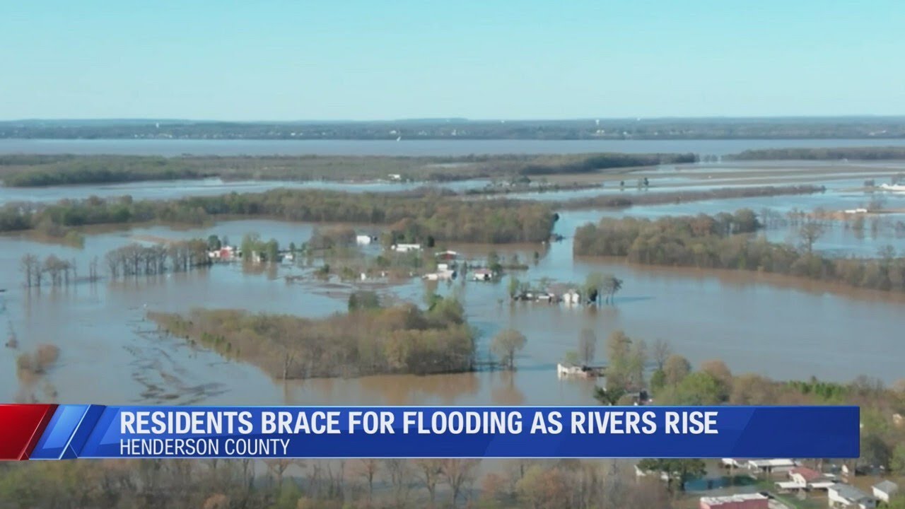 Residents brace for flooding - YouTube