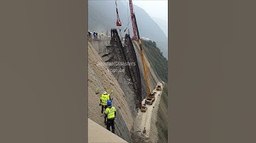 Trapped on the Dam – Disaster in Seconds! #constructionfail