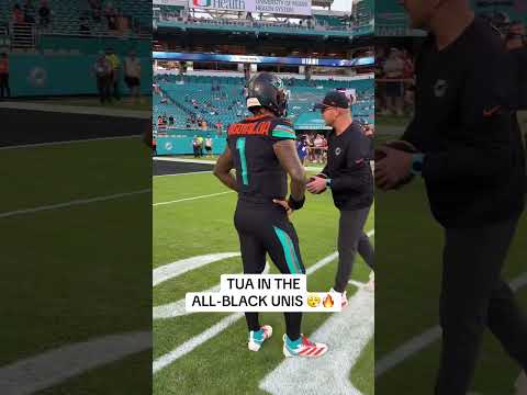 Tua in the new Dolphins uniform 🔥