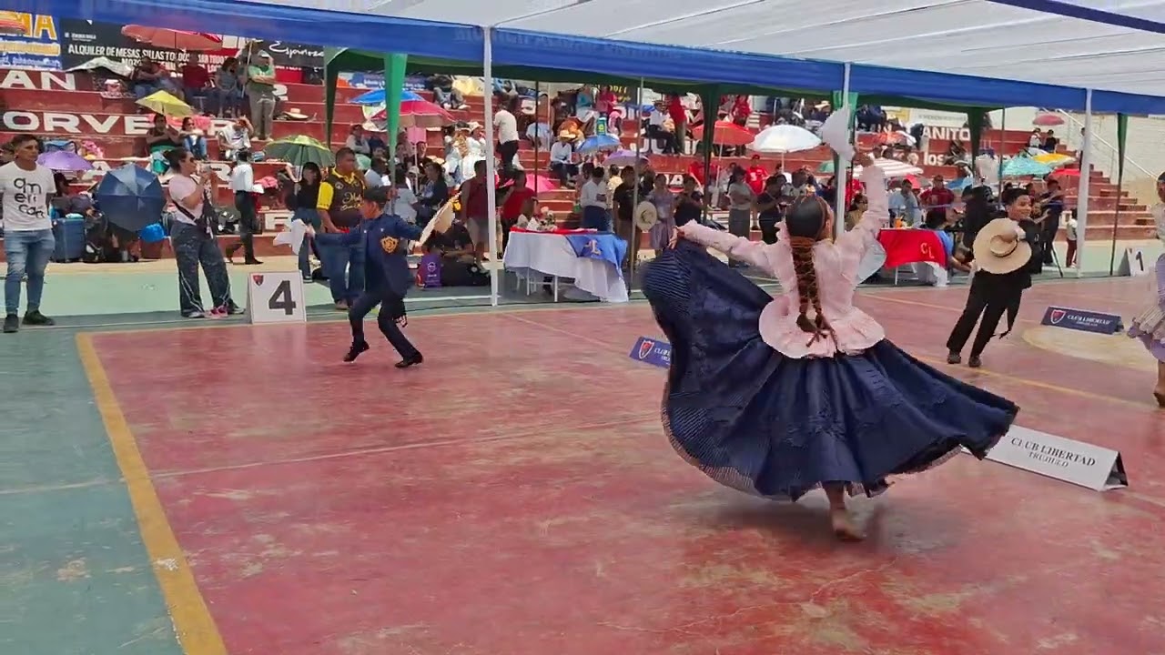 Luciana Farfan & Ale Gonzalo/ Infante/ Selectivo Mala