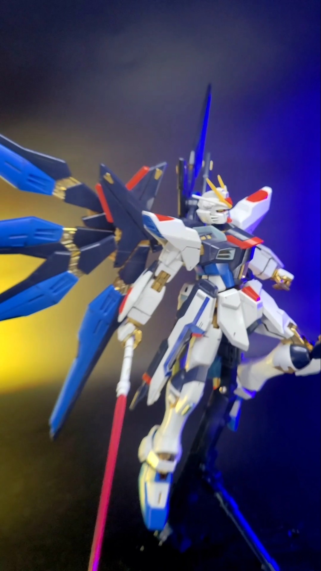 gmgmgmさま専用！ MG 1/100 ZGMF-X20A Strike Freedom Gundam (Full Burst ver.) - YouTube