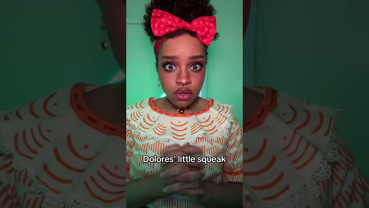 Dolores' Little Squeak! #encanto #disneycosplay